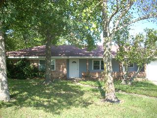 12090 Cemetery Rd, Rogers, AR 72756 