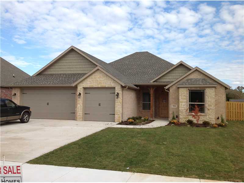 4411 W CANOPY MEADOWS DR, Rogers, AR 72758 