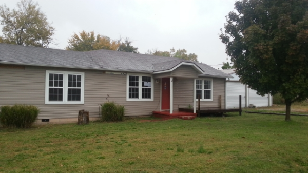 107 S Britt Street, Siloam Springs, AR 72761 