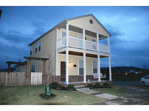 540 N LONGFELLOW LN, Fayetteville, AR 72704 