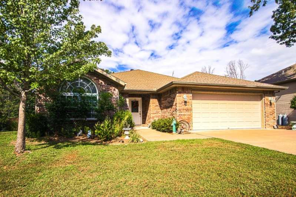 16 EDENHALL LN, Bella Vista, AR 72714 