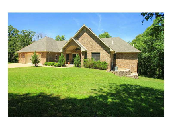 18040 PEACH BLOSSOM LN, Gentry, AR 72734 