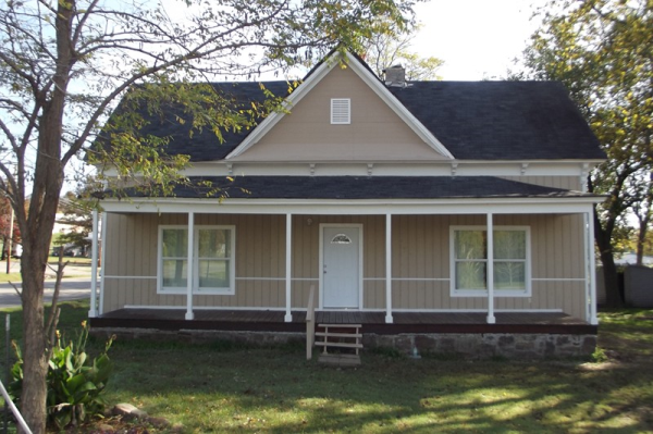101 S. Main St., Coal Hill, AR 72832 