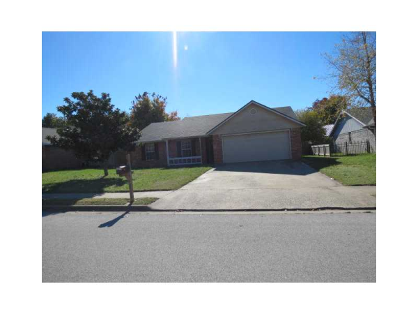 4279 CHEYENNE DR, Fayetteville, AR 72704 