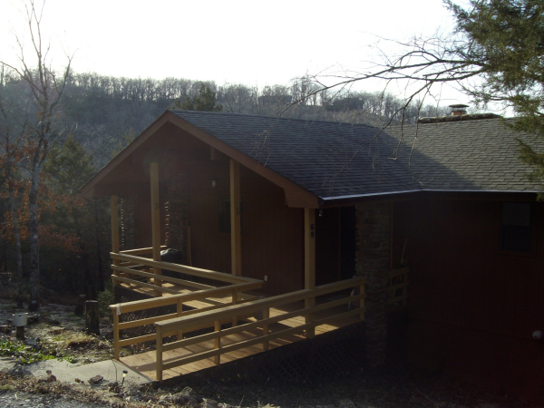 69 Country Club Dr, Holiday Island, AR 72631 