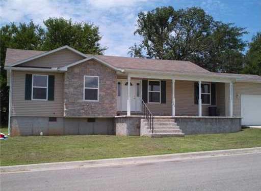 104 Rhea St., Berryville, AR 72616 