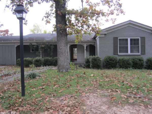 219 Goshen, North Little Rock, AR 72116 