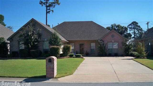 127 Margeaux Dr, Maumelle, AR 72113 