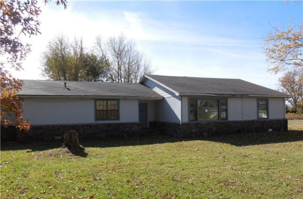 3565 Gum Ln, Springdale, AR 72764 