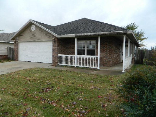 1208 SW Apache Dr., Bentonville, AR 72712 