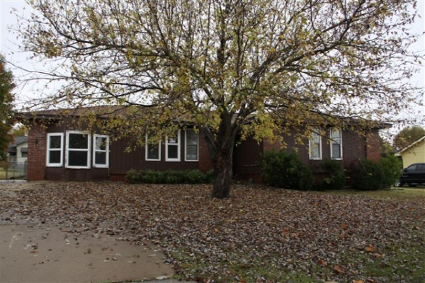 504 Nevada Ave, Mountain Home, AR 72653 