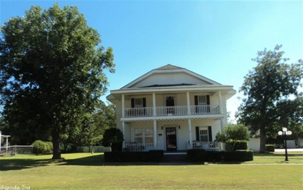 110 E Maple, Gurdon, AR 71743 
