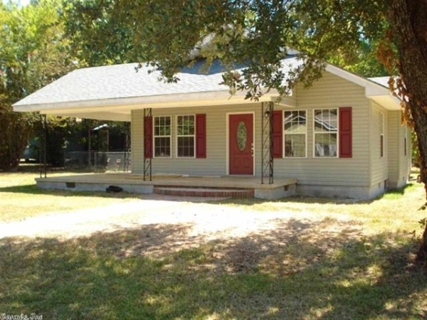 908 Pine Street, Gurdon, AR 71743 