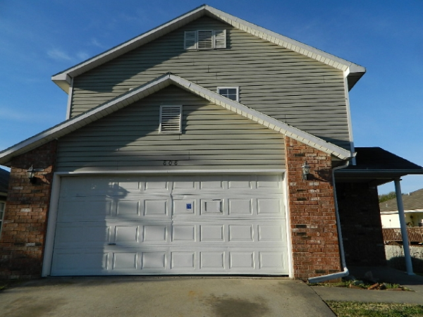 808 SW Tunbridge Dr, Bentonville, AR 72712 