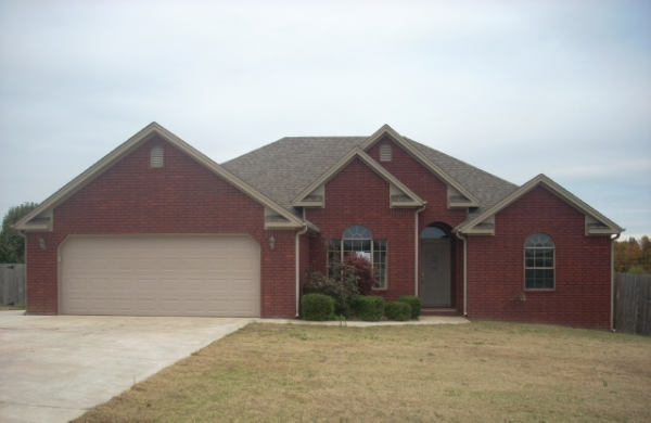 1903 S 11th St, Paragould, AR 72450 