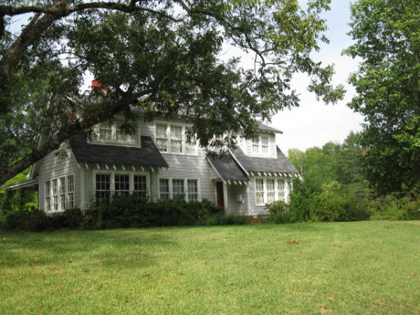 208 S Agee, Camden, AR 71701 