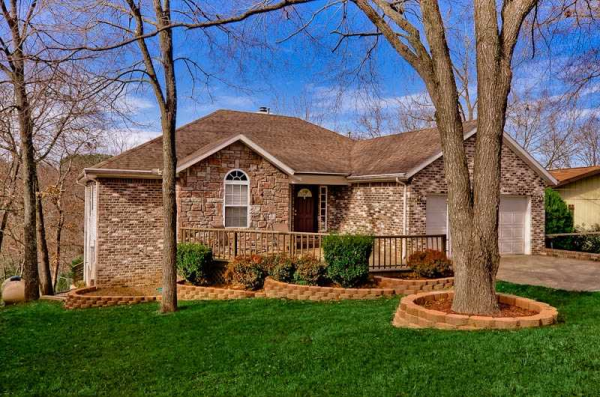 10 WHITFIELD LN, Bella Vista, AR 72715 