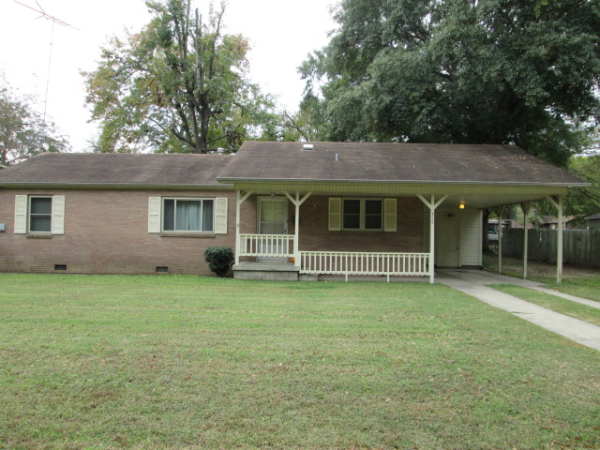 719 Waco, Camden, AR 71701 