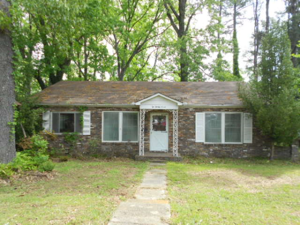 627 Camark, Camden, AR 71701 