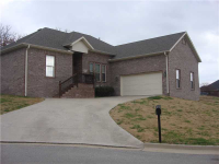 824 W PARTRIDGE DR, Fayetteville, AR 72701 