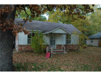 208 W CALDWELL ST, Fayetteville, AR 72701 