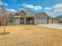 8700 S RUTH LN, Bentonville, AR 72712 