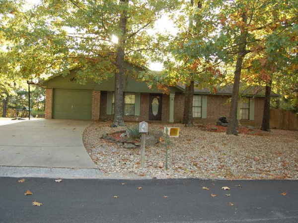 2 THACKERY LN, Bella Vista, AR 72714 