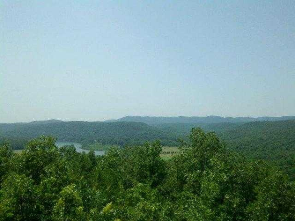 2051 Cr 108, Norfork, AR 72658 