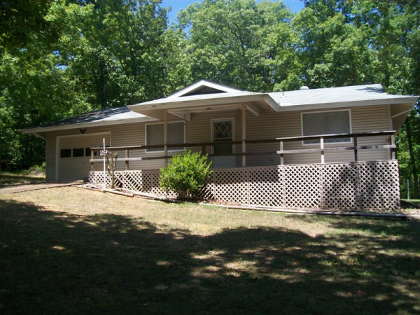 29 Keno Drive, Cherokee Village, AR 72529 