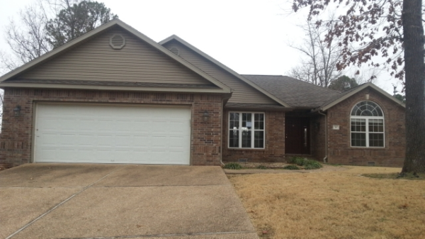 8 Cherhill Dr, Bella Vista, AR 72714 