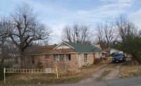 203 South Street St, Flippin, AR 72634 