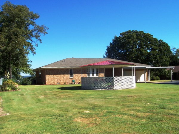 998 Daris Road, Waldron, AR 72958 