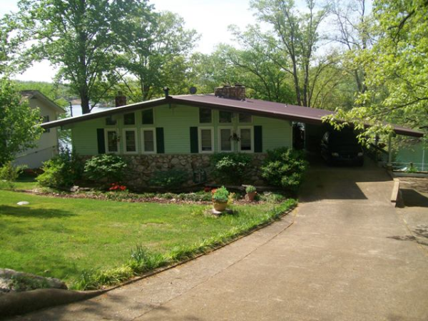 8 Winnebago Circle, Cherokee Village, AR 72529 