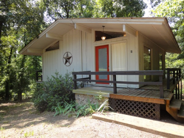 2 S. Walla Walla Circle, Cherokee Village, AR 72529 