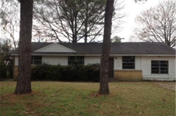 2301 Gathings Dr, West Memphis, AR 72301 