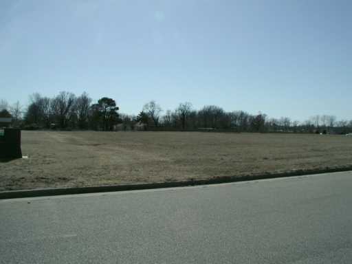 -- 28TH &amp; J L12 ST, Bentonville, AR 72712 