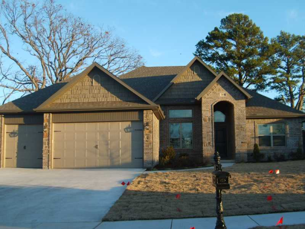 1804 NE CHAUCER ST, Bentonville, AR 72712 