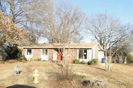 6907 S 10th St, Fort Smith, AR 72908 