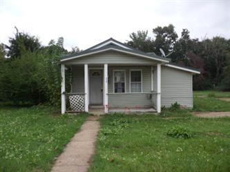 319 North Andres St, Hope, AR 71801 