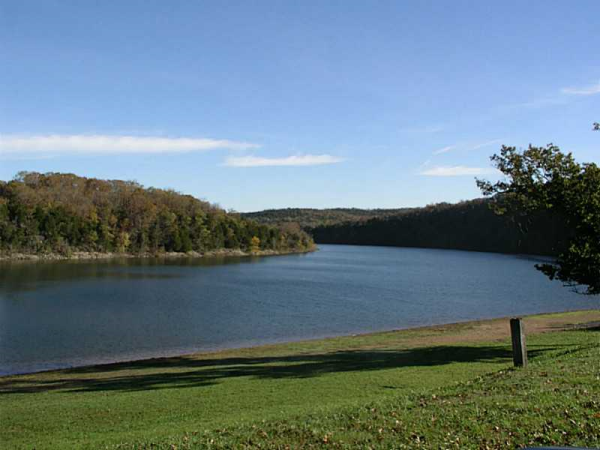 1 Landing Dr., Holiday Island, AR 72631 