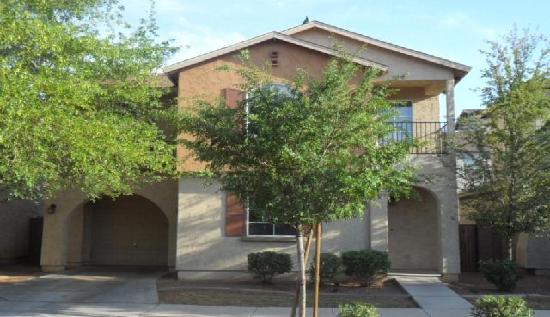 6615 West Hayes Street, Phoenix, AZ 85043 