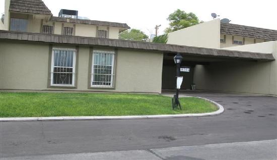 1573 A East Prince Road, Tucson, AZ 85719 