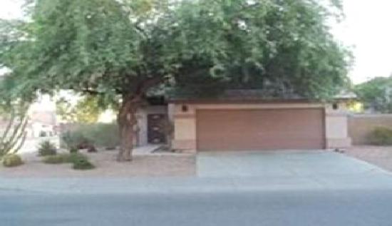 17202 North 40th Place, Phoenix, AZ 85032 