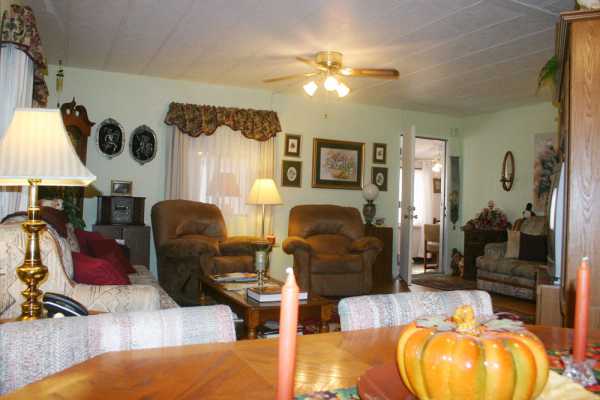 53 N. Mountain Rd., Apache Junction, AZ 85120 