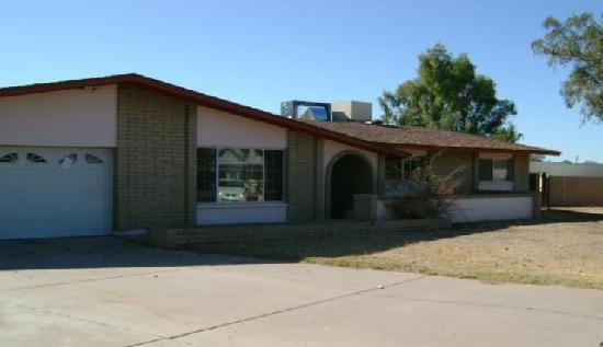 9502 North 43rd Drive, Glendale, AZ 85302 