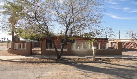234 E Corona Rd, Tucson, AZ 85706 