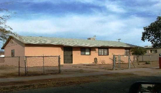 2901 East Norton Vista, Tucson, AZ 85713 