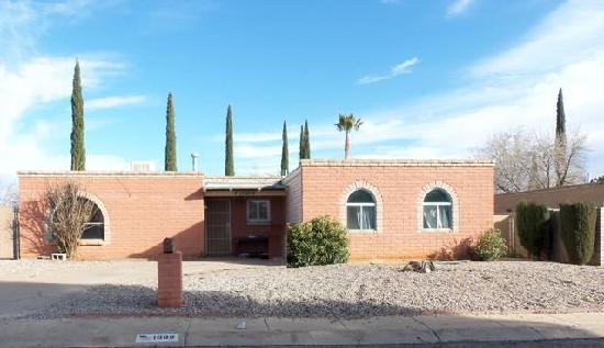1009 Mesquite Drive, Sierra Vista, AZ 85635 