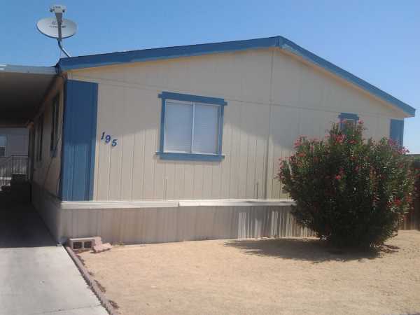 8427 W. Glendale Ave. #195, Glendale, AZ 85305 