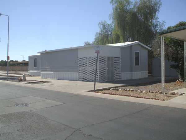 8401 N67th Ave. #22, Glendale, AZ 85302 